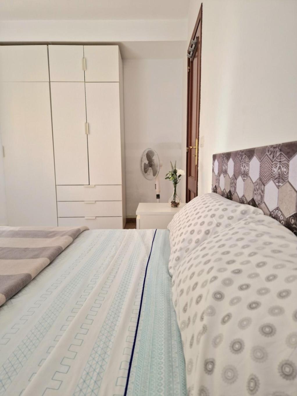 Spacious Independent Chalet Next The Airport - Sea San Isidro  Esterno foto